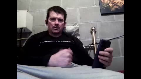 Snapshot of tbaxter95187 chatting on March 1, 9:50 pm tbaxter95187 online show from March 1, 9:50 pm