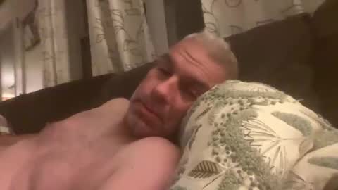 tbombzdd online show from September 28, 6:52 am