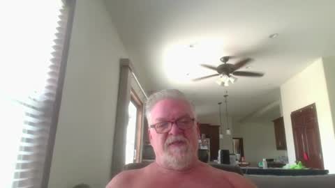 ybnorml online show from August 3, 6:33 pm