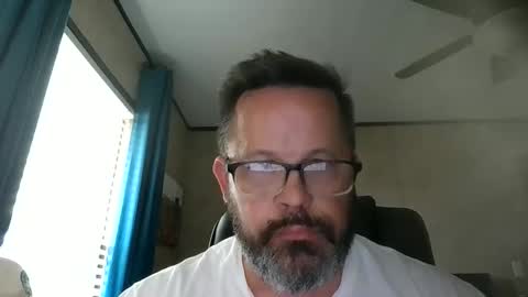 Snapshot of tdhawk87 chatting on March 19, 6:23 pm tdhawk87 online show from March 19, 6:23 pm