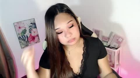 Snapshot of teachernovaa chatting on July 16, 8:26 pm Christine online show from July 16, 8:26 pm