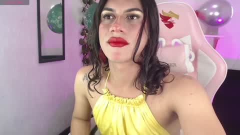 Snapshot of tefy_bratz chatting on January 7, 3:35 am tefy_bratz online show from January 7, 3:35 am