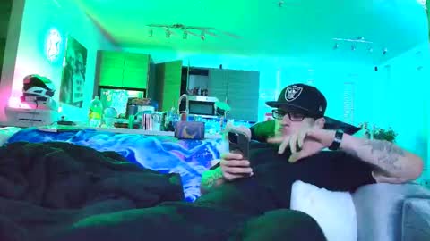 tempsnasty online show from February 23, 10:12 am