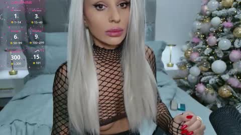 Snapshot of temptationns chatting on November 23, 10:09 pm Ann online show from November 23, 10:09 pm