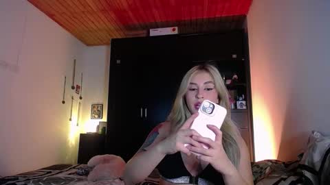 Sara online show from March 11, 8:31 am