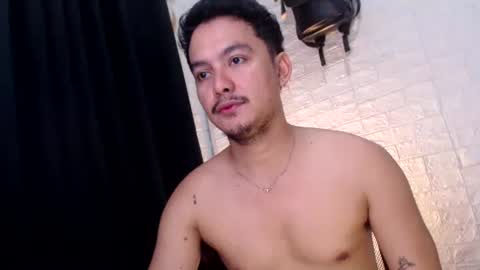 tempting_jon online show from November 9, 8:01 am