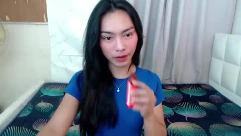 YOGIRL MAXINE online show from May 6, 2:40 am
