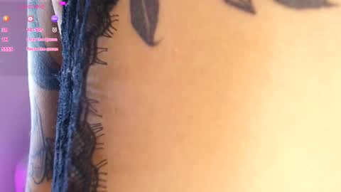 tender_dust online show from November 1, 2:24 am