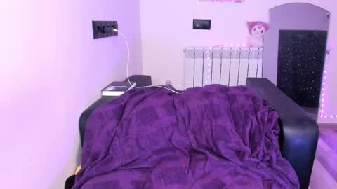 Kira online show from February 20, 9:04 pm