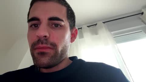 Snapshot of tereee12 chatting on December 23, 7:50 am Luis online show from December 23, 7:50 am