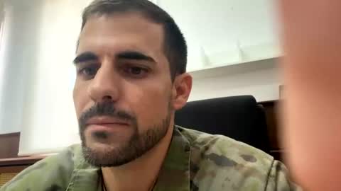 Snapshot of tereee12 chatting on August 6, 2:08 pm Luis online show from August 6, 2:08 pm