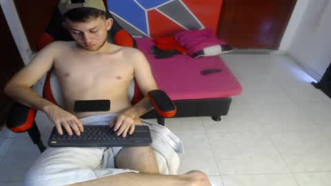 terryy_hot online show from April 22, 7:26 pm