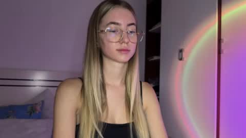 tessa_calmness online show from July 24, 2:42 am