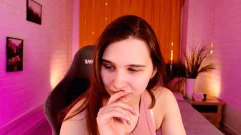 Tessa online show from January 19, 9:35 am