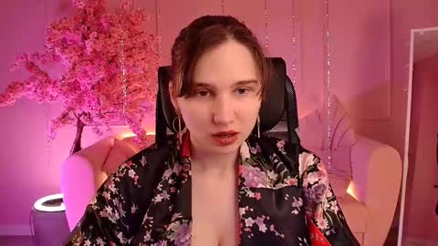 Tessa online show from March 4, 9:15 am