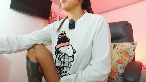 texas_curvykitten online show from March 9, 9:02 am