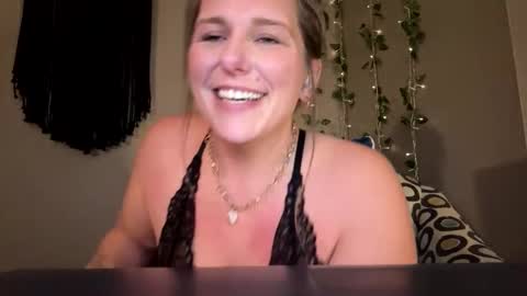 texasprincessk online show from October 16, 6:42 pm