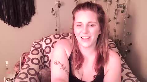 texasprincessk online show from October 24, 7:43 pm