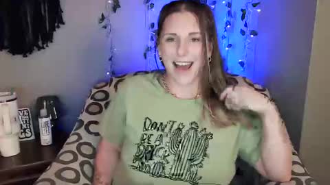 texasprincessk online show from November 16, 3:45 am