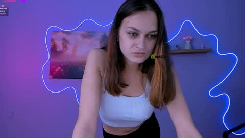 teya_starling online show from May 16, 10:36 am