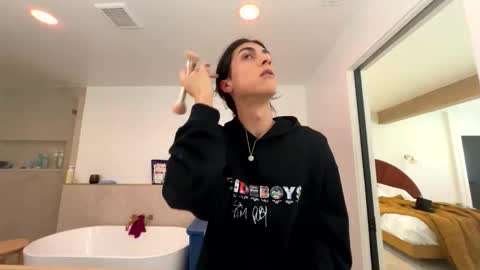 babygirlmami online show from April 3, 7:56 pm