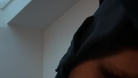 thadee__ online show from June 7, 8:01 pm