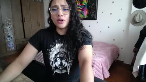 Snapshot of thaliacooper chatting on July 8, 5:28 pm online show from July 8, 5:28 pm