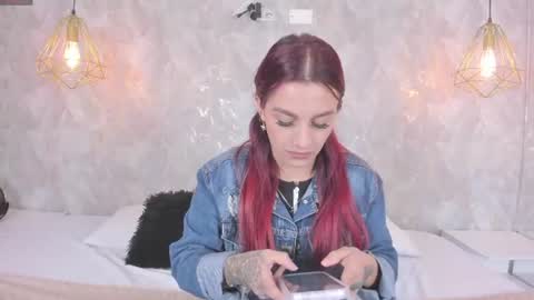 THALIRA ANGELS online show from July 27, 2:24 pm