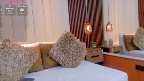 Thamara online show from May 13, 12:35 pm