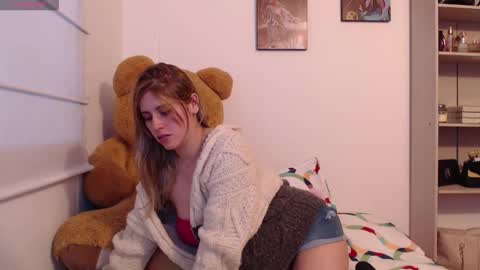   online show from February 10, 11:14 am