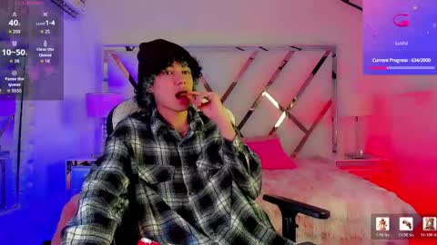 thanier_18 online show from April 19, 7:38 pm