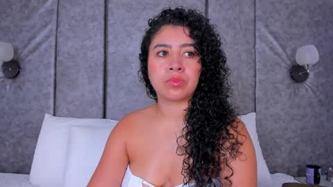 thara webstter online show from April 8, 11:32 am