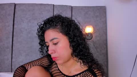 thara webstter online show from July 21, 11:56 am