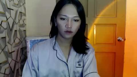 Snapshot of thatgirl_jammelaxxx chatting on January 28, 4:39 am Jammela online show from January 28, 4:39 am
