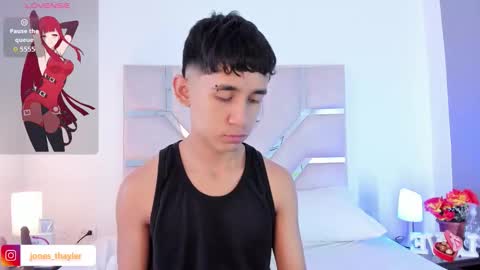 Thayler  online show from November 30, 12:09 pm