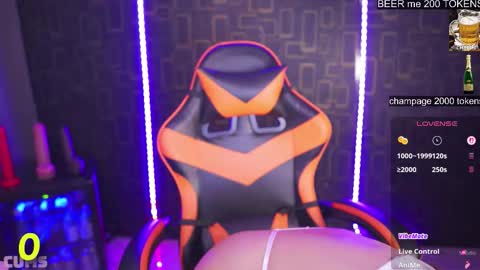 Snapshot of the_bad_anna chatting on September 23, 2:47 am anna online show from September 23, 2:47 am