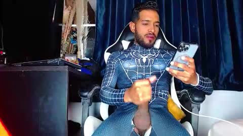 the dog lian online show from February 26, 1:21 pm