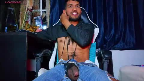 the dog lian online show from April 18, 12:14 am