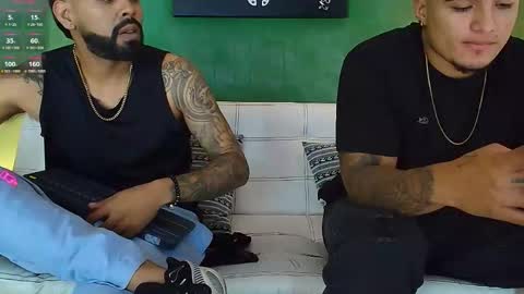 SCOTT  THEO  KAMERON  GENDERSON online show from February 21, 11:28 pm