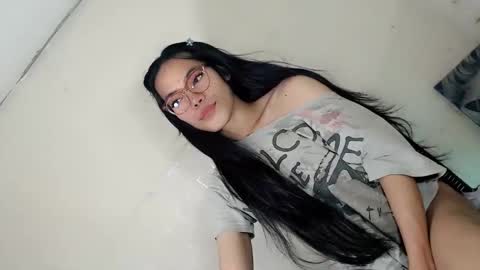 the_horny_bella online show from April 1, 12:50 pm