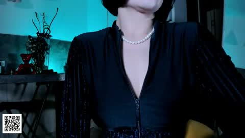 Goddess Misha online show from April 14, 9:32 pm