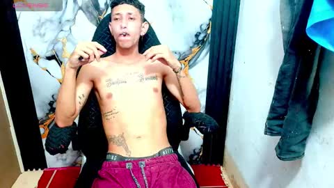 the_latin_boy02 online show from February 16, 4:30 am