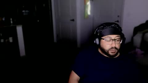 Snapshot of thebigflight chatting on January 5, 12:42 am thebigflight online show from January 5, 12:42 am