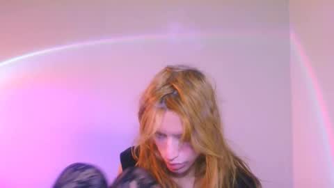 Snapshot of thedollxxxperience chatting on November 24, 3:56 pm Yolanda online show from November 24, 3:56 pm