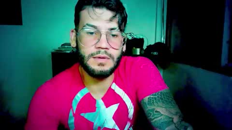 Snapshot of thedragonboyxxx chatting on March 13, 7:04 am thedragonboyxxx online show from March 13, 7:04 am