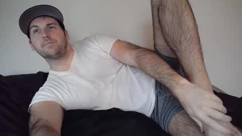 Theetwohander online show from February 11, 8:03 pm