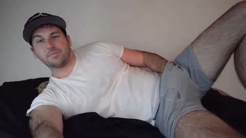 Theetwohander online show from March 31, 4:40 pm