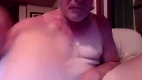 Snapshot of thefyreman chatting on July 18, 2:05 am thefyreman online show from July 18, 2:05 am