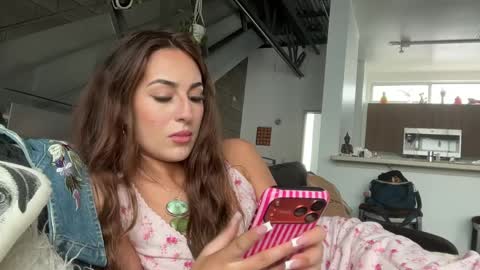 Snapshot of thegabzilla chatting on March 28, 6:40 pm thegabzilla online show from March 28, 6:40 pm