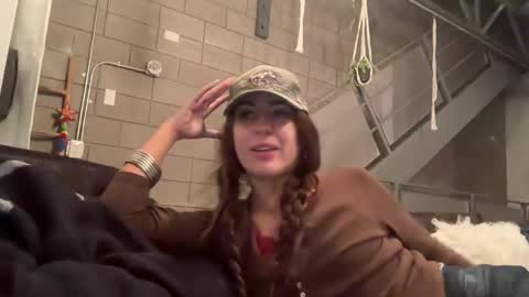 Snapshot of thegabzilla chatting on April 1, 2:45 am thegabzilla online show from April 1, 2:45 am